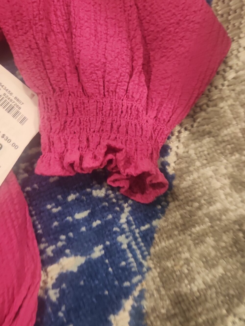 NEW Harper Magenta Textured V-Neck Top -Size M - Picture 5 of 5